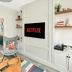 Stylish 3Br House Near Liverpool Football Club