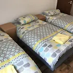 Shanks Guesthouse