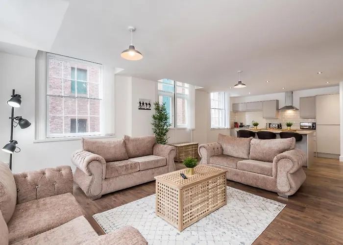 Prestige Stay Aparthotel - Cavern Quarter Party Apartments