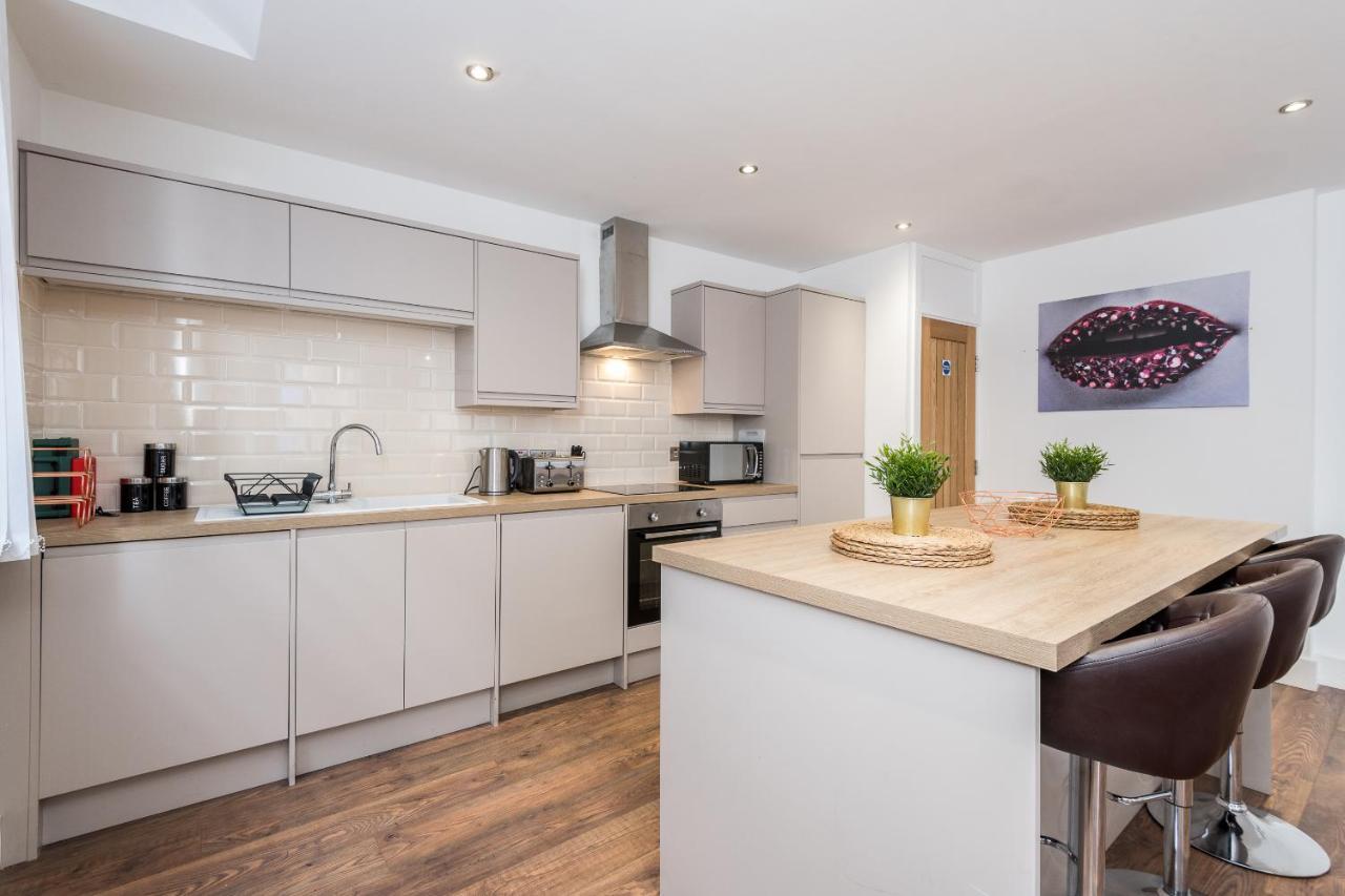 Prestige - Cavern Quarter Party Apartment 3*