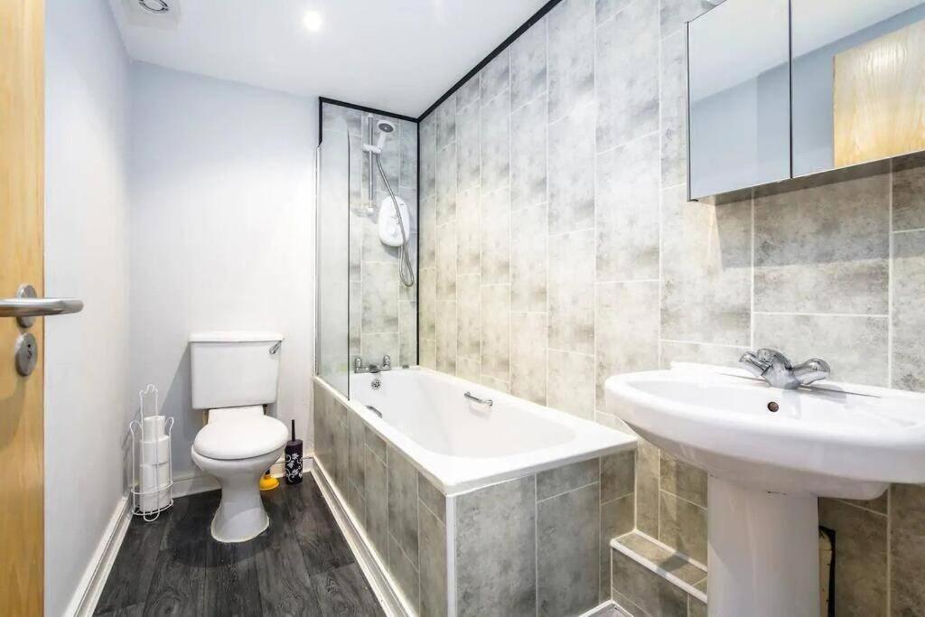 Stunning Mezzanine In The Heart Of Liverpool! Apartment *