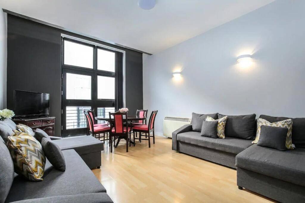 Apartment Stunning Mezzanine In The Heart Of Liverpool! *