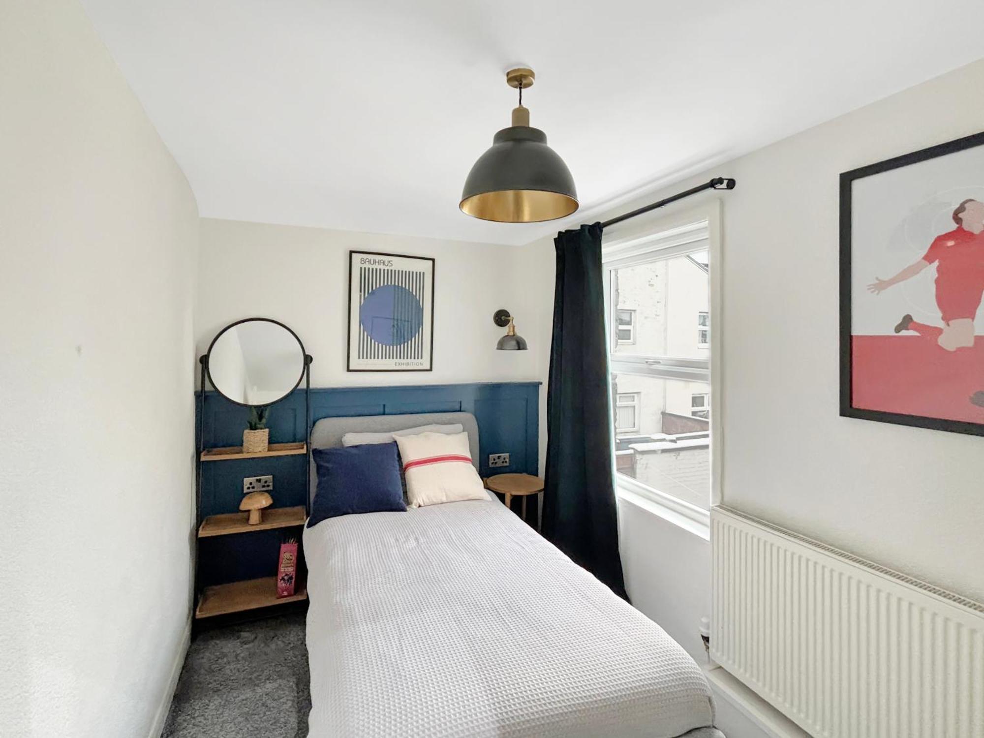 Stylish 3br House Near Football Club * Liverpool