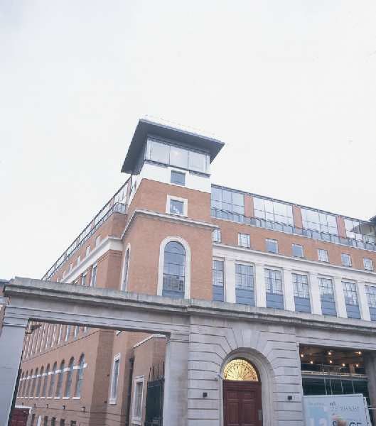 Premier Apartment