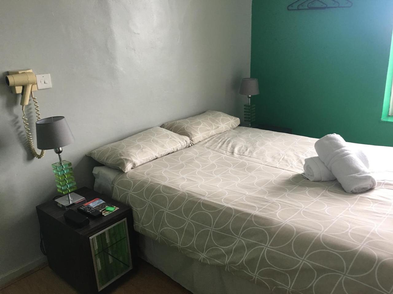 O'tooles - Council Only Guest house Liverpool