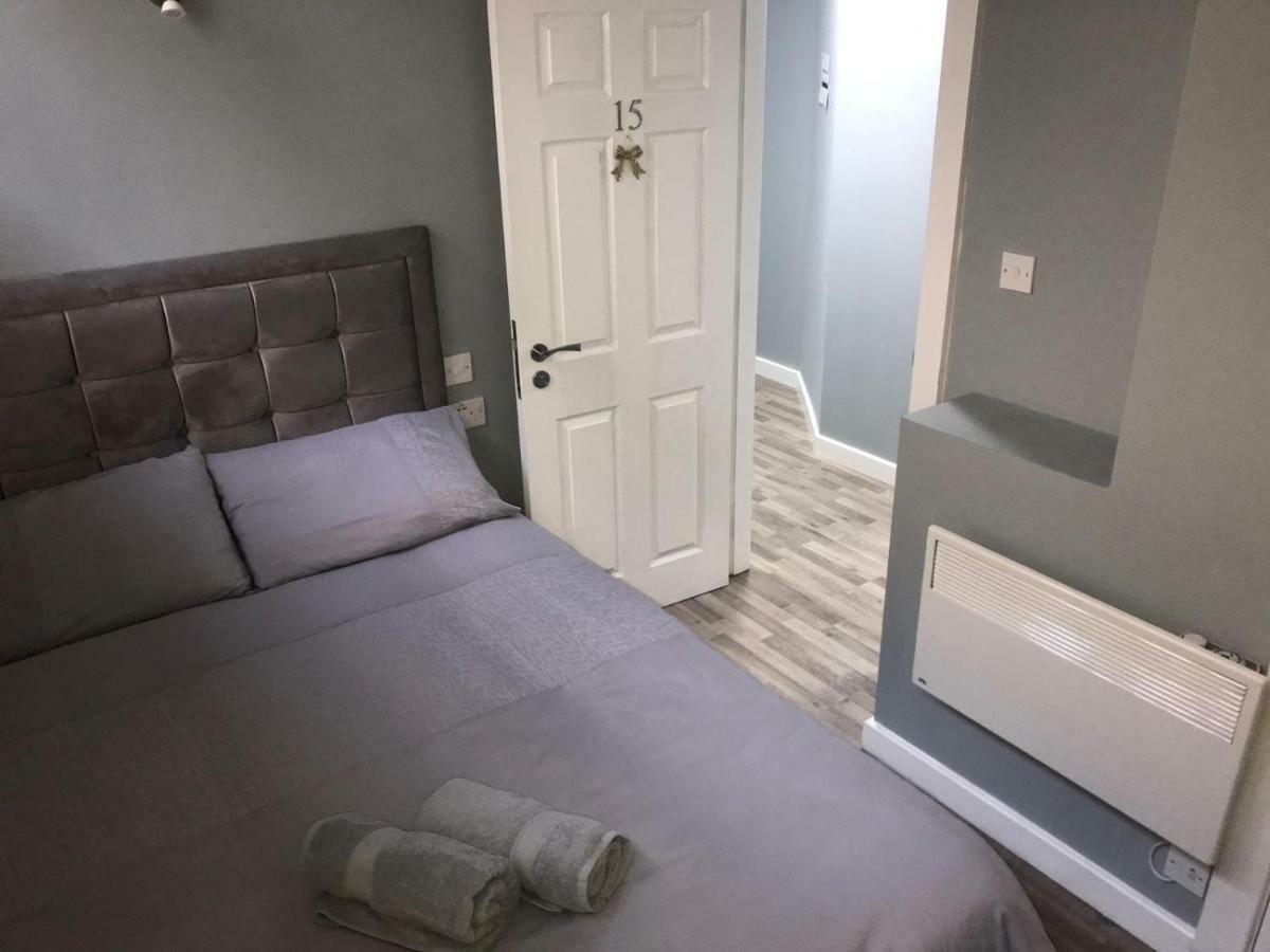 Brownlows Hotel 3*