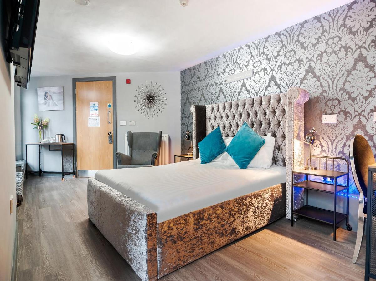 Oyo Grand 3* Liverpool