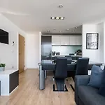 Chavasse Chambers - Perfect For Long Stays!