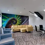 Temple Court Cavern Quarter Apartments By Happy Days