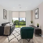 Richmond Apartments - Air Host & Stay