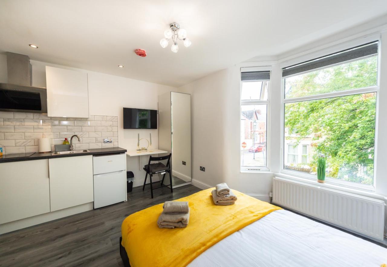 Five Seasons - Modern Near Anfield Apartment Liverpool