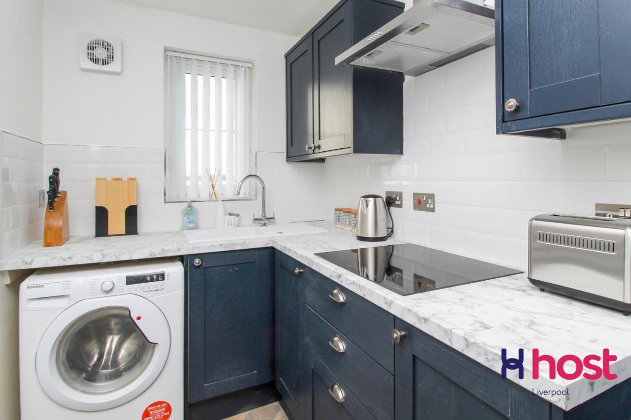 Apartment Host - Riverside Retreat By Centre With Private Parking Liverpool