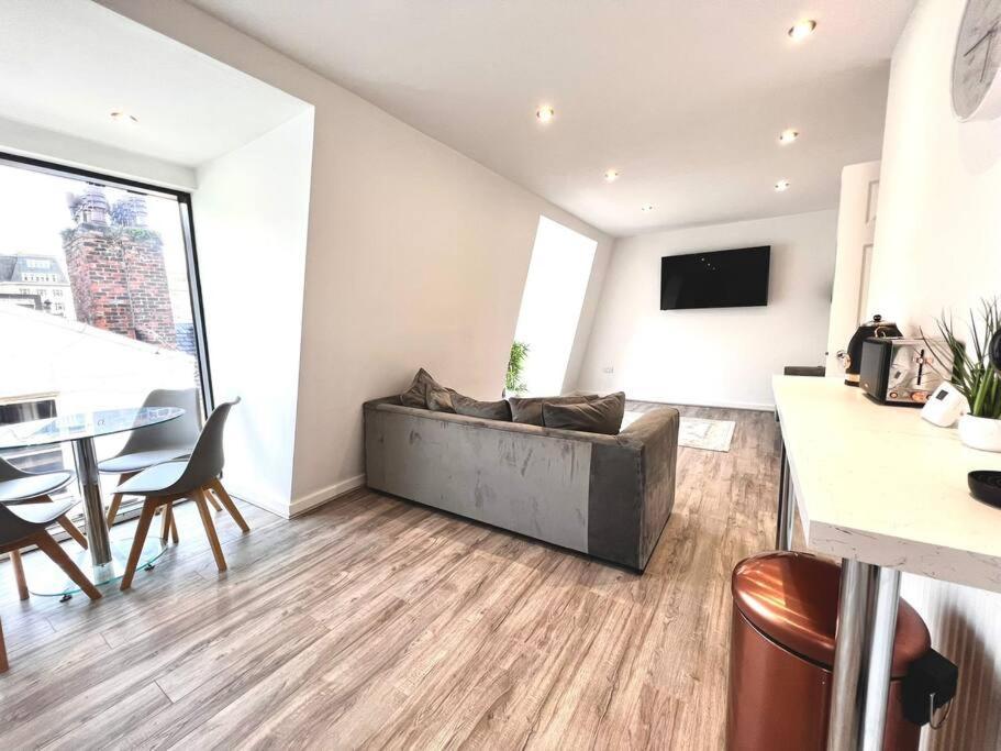 Lovely Penthouse Comfort And Peaceful *