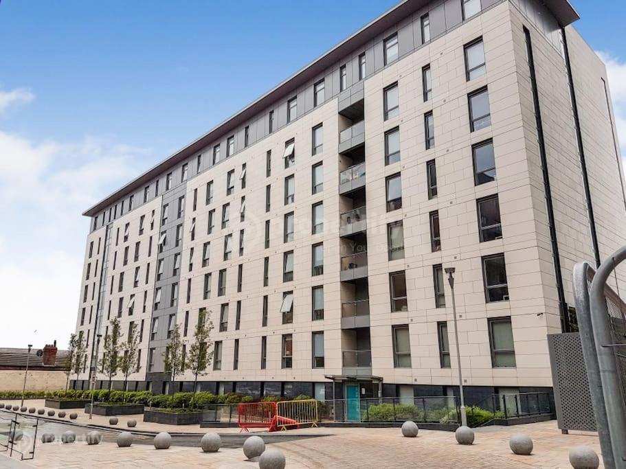 Apartment Centre