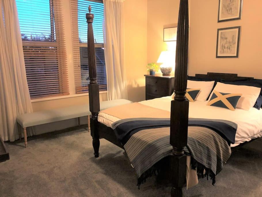 Winter Escape With Heated Pool Liverpool