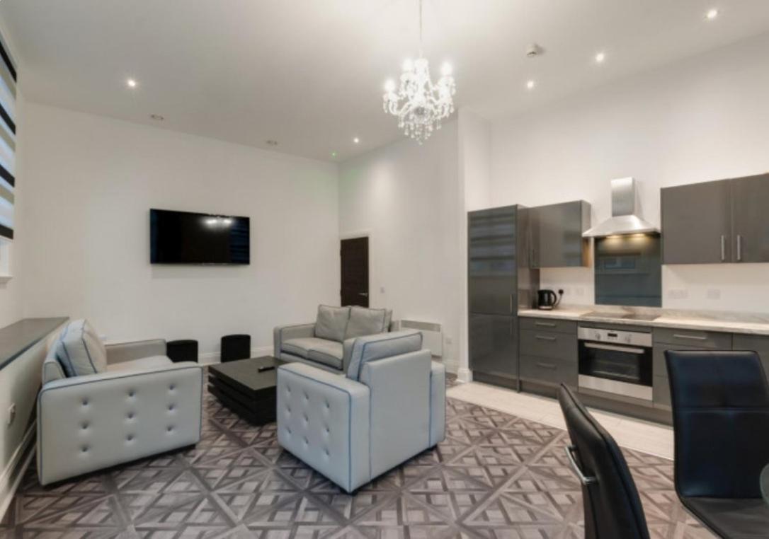 Apartment Temple Court Cavern Quarter By Happy Days *