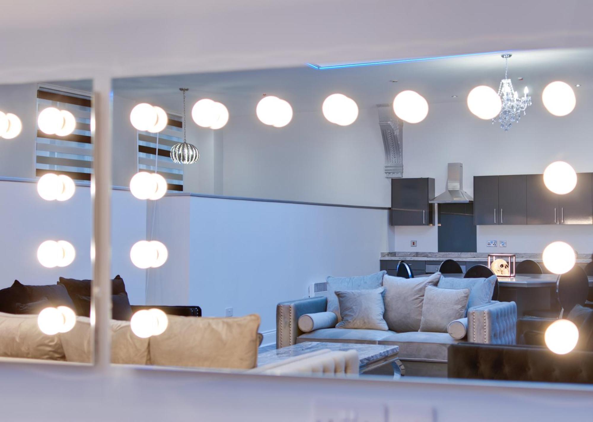 Temple Court Cavern Quarter By Happy Days Apartment *