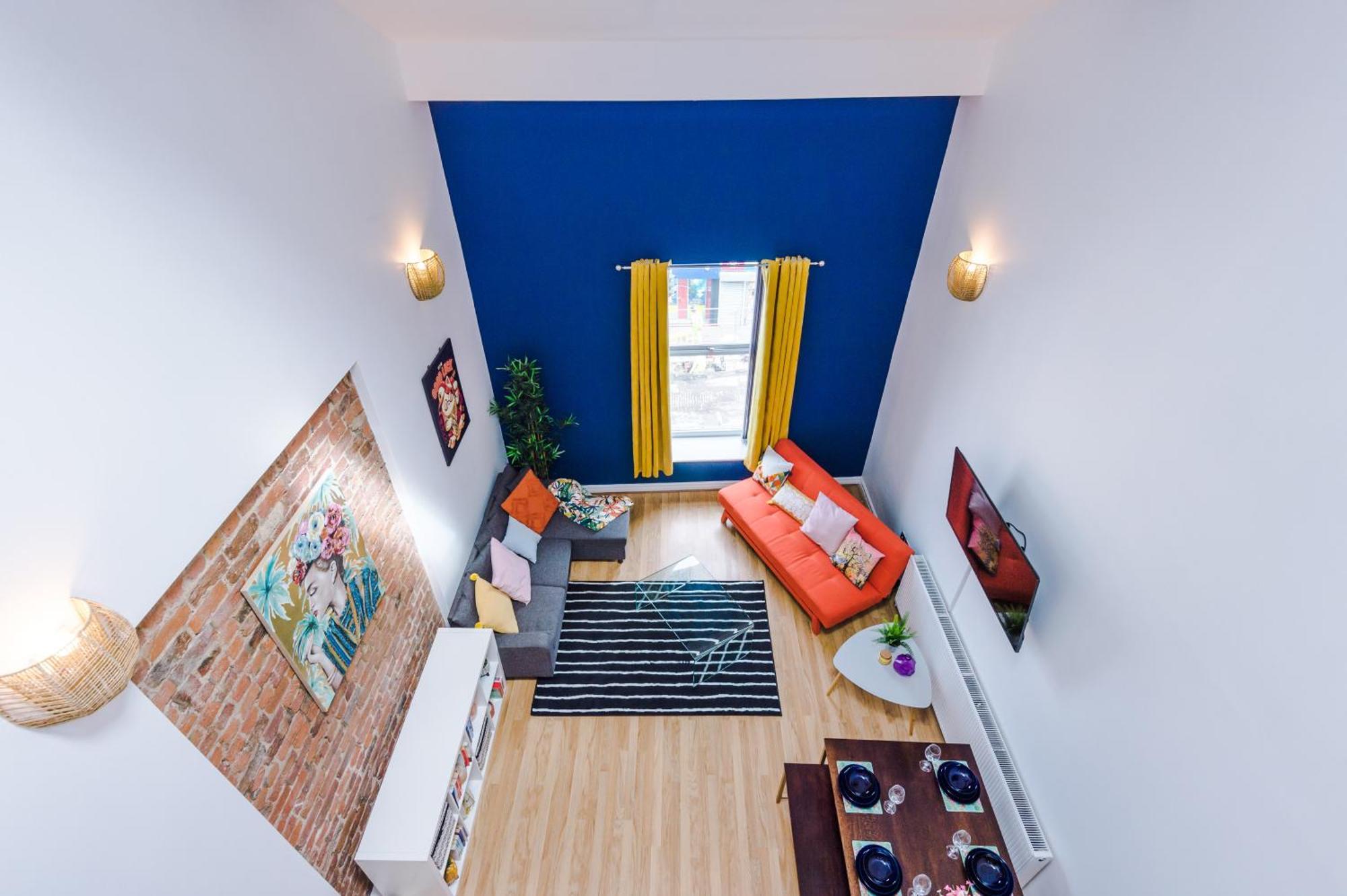 Large Duplex In Centre! Lime Street! Football! Ideal For Stag And Hen Do Stays! Apartment