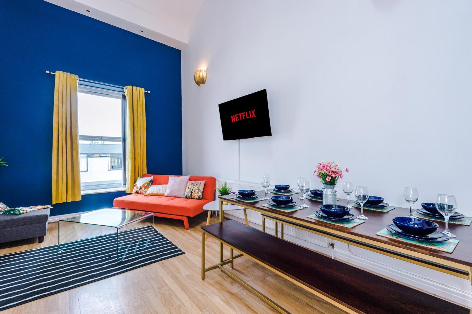 Large Duplex In Centre! Lime Street! Football! Ideal For Stag And Hen Do Stays! Liverpool