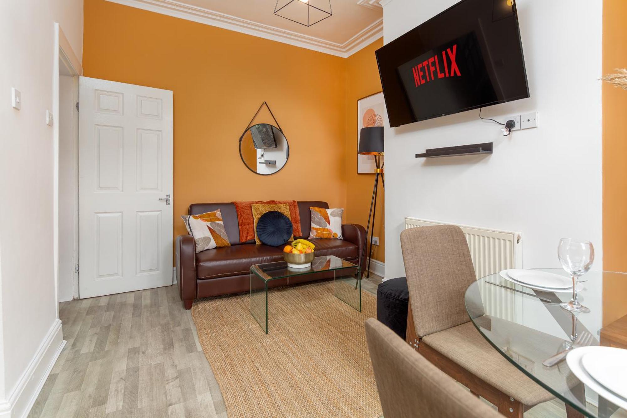 Holiday home Edge Grove Retreat - Air Host & Liverpool