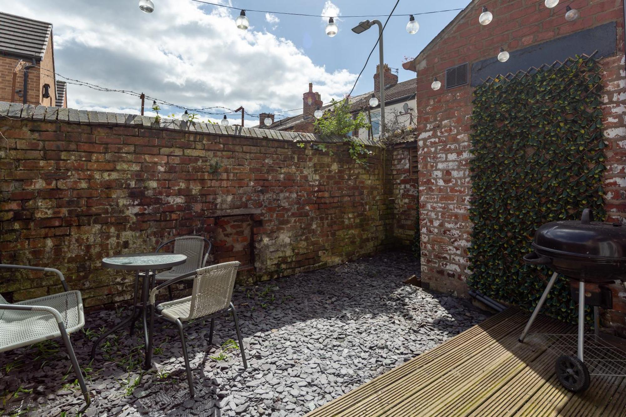 Edge Grove Retreat - Air Host & Liverpool