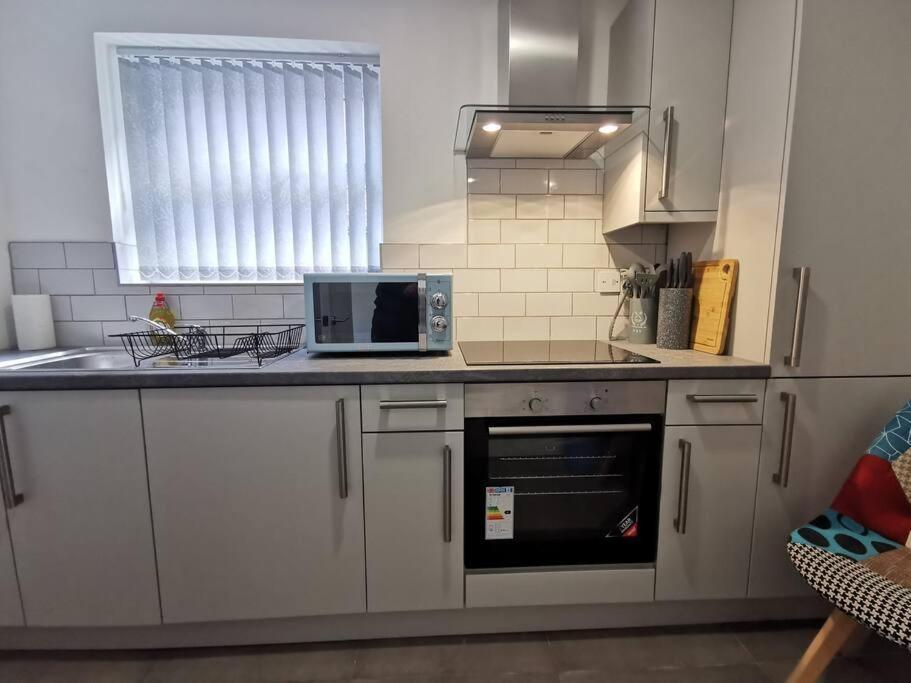 Apartment 'the Nest' Liverpool, Netflix