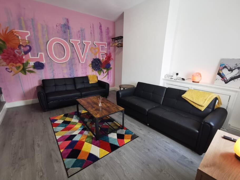 'the Nest' Liverpool, Netflix Apartment *