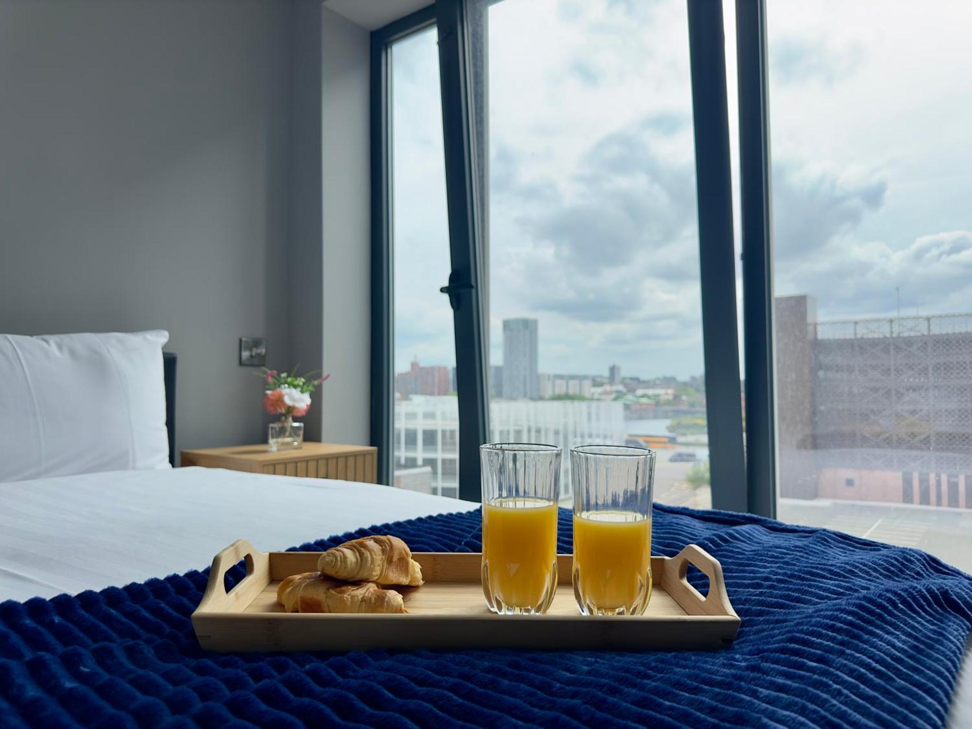 Monarchs Quay Arena By Happy Days Apartment *