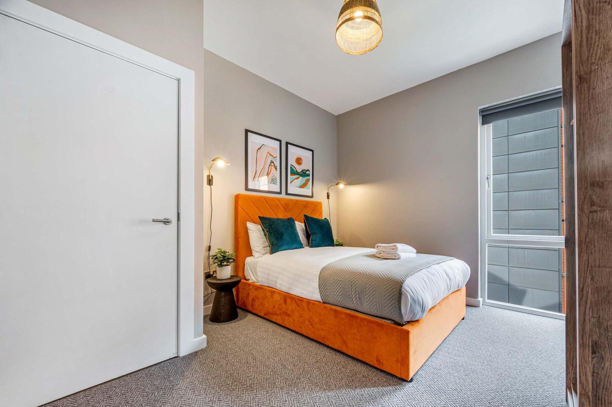 Ropewalks Retreat Iv Sleeping 6 Guests With Parking And Balcony Apartment