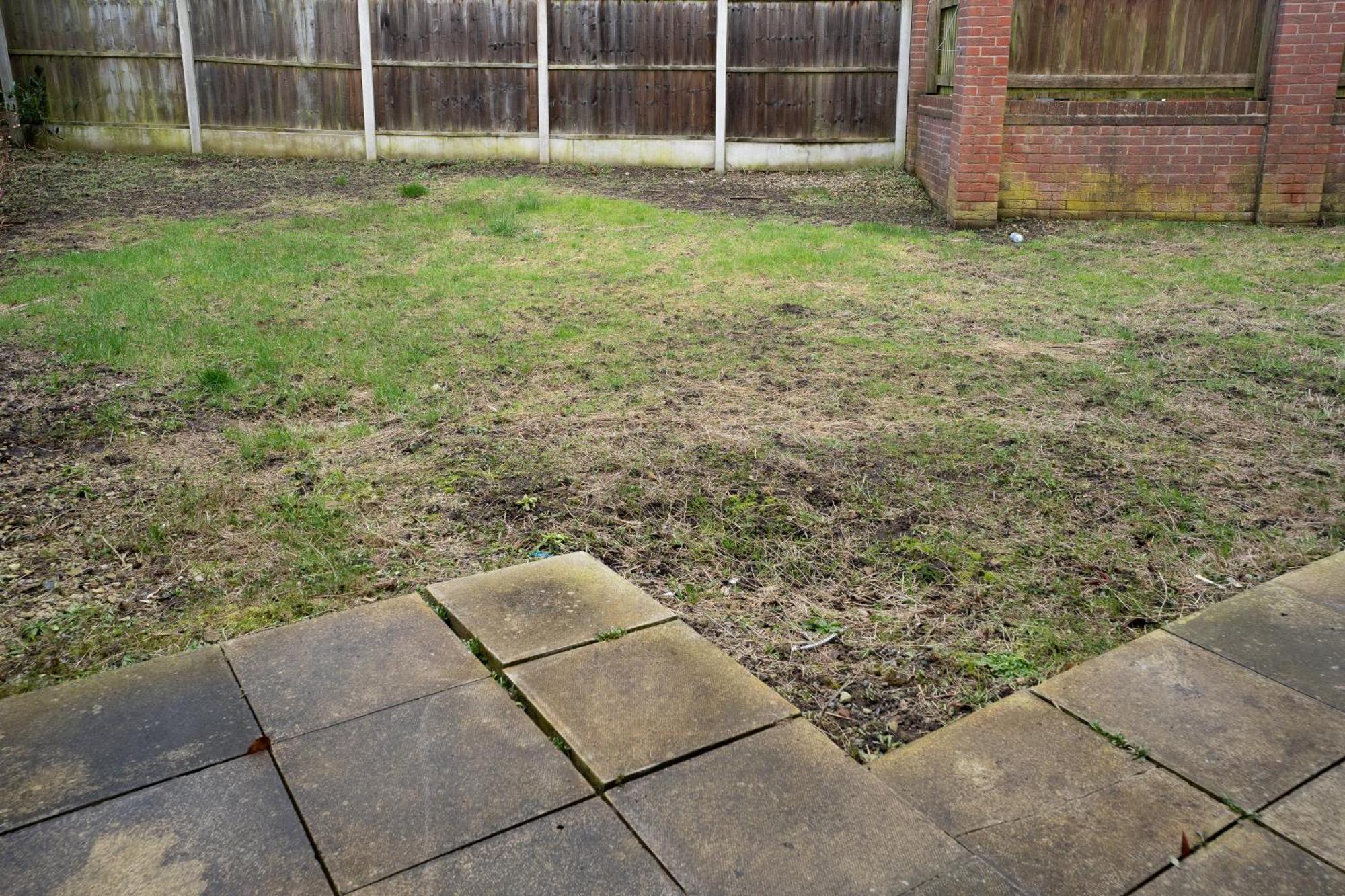 5-beds In Quiet Three Bedroom House Near Anfield Stadium, Free Parking Apartment