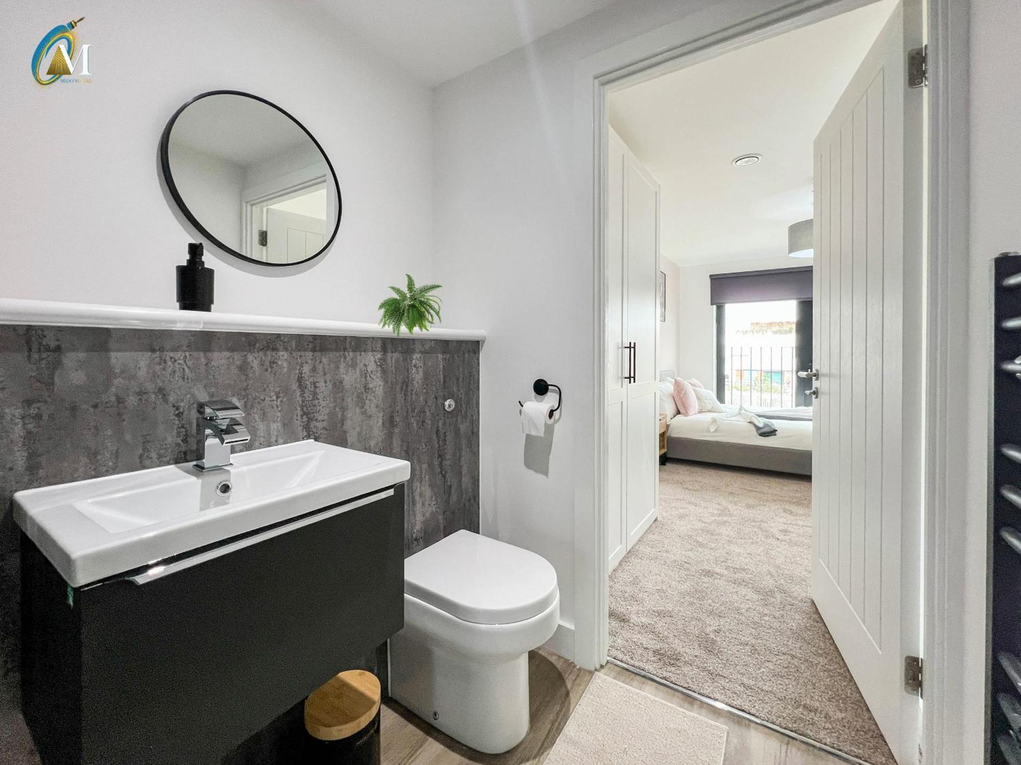 Apartment Oriel Blue - - 2bed Liverpool