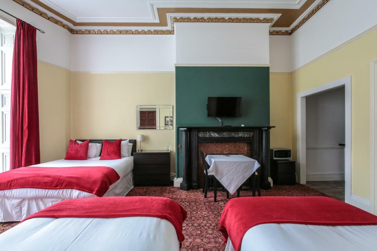 - Rodney Street Apartment *