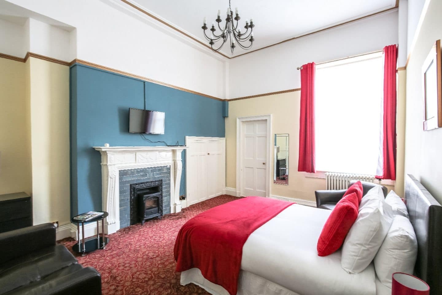 - Rodney Street Apartment *