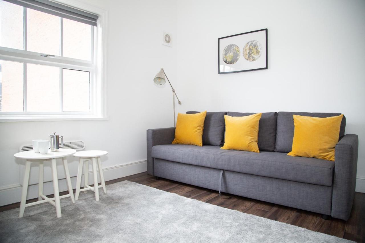 L1 Boutique By Happy Days *