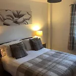 Liverpool, Superb City Centre Apartment With Parking