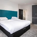 Cavern Quarter Apartments By The Castle Collection