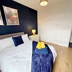 *New* Grant 7 Bed House Steps Away From Stadium