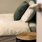 Cosy Home Near Hospital & City Centre