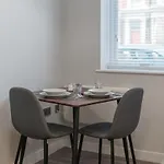 Fantastic 1 Bedroom Apartment In Liverpool