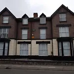 Shanks Guesthouse