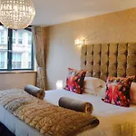 Posh Pads At The Casartelli