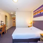 Stables Inn, Aintree