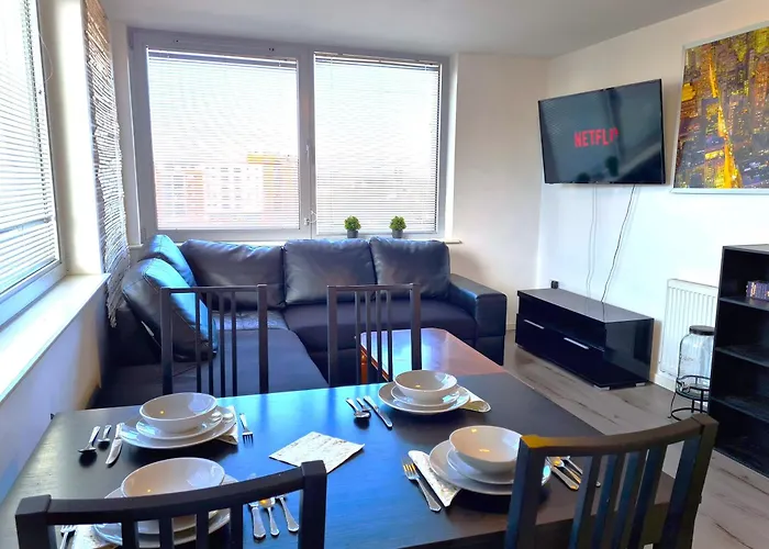 Sidemersey Livings- Central And Quiet 2-Bedroom Flat With A View