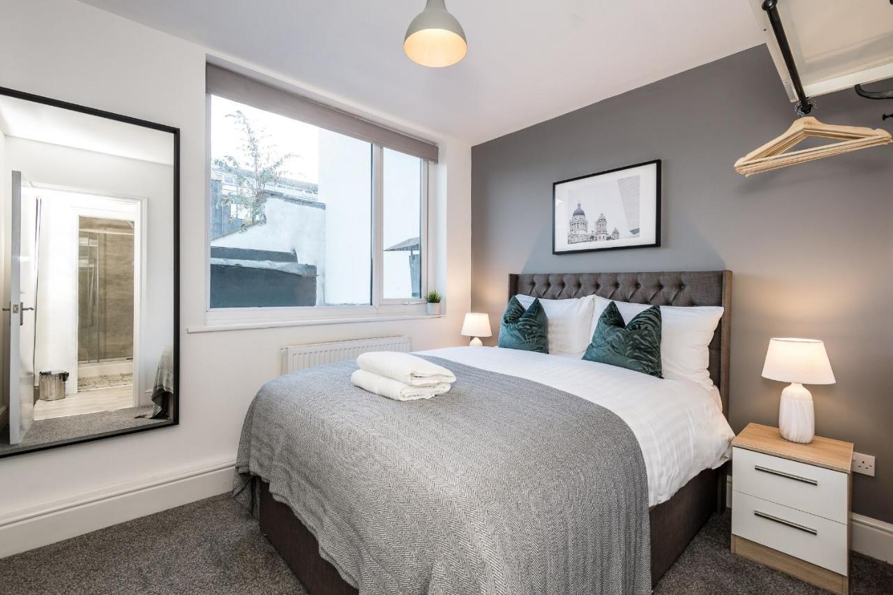 Host & - Duke Street Apartment