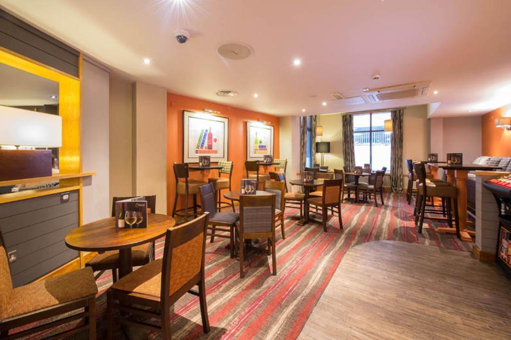 Premier Centre - Moorfields Hotel