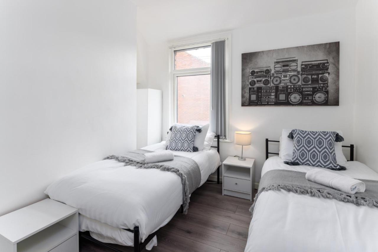 Air Host And - Grafton House Amazing View Sleeps 6 Free Parking Holiday home *