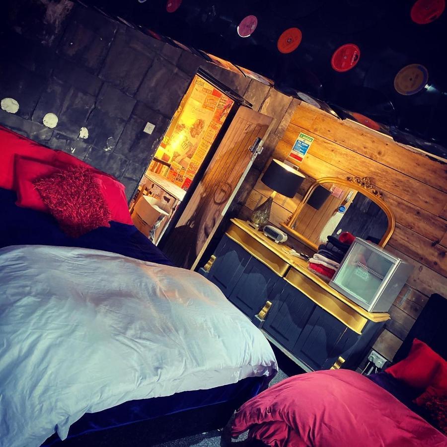 Guest house Party Pad Liverpool