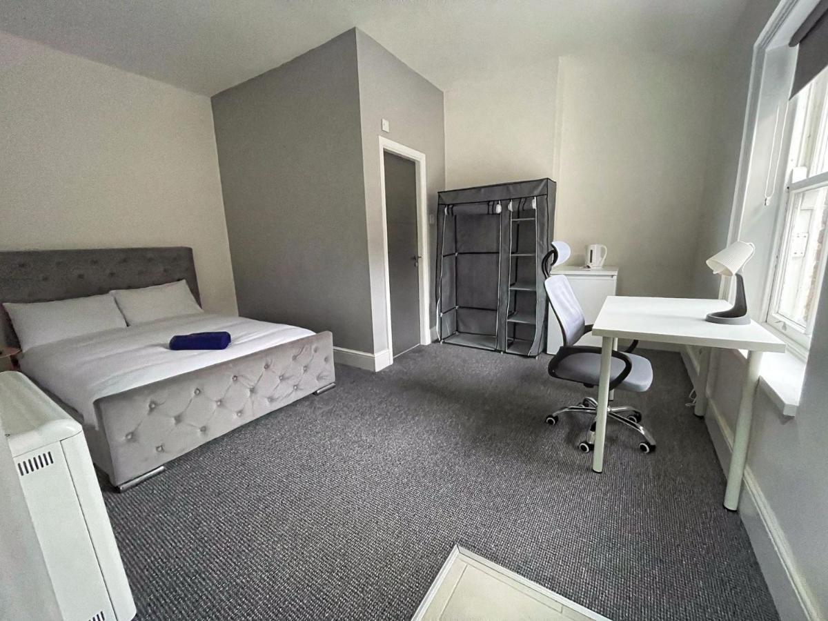 Lodge-room-21