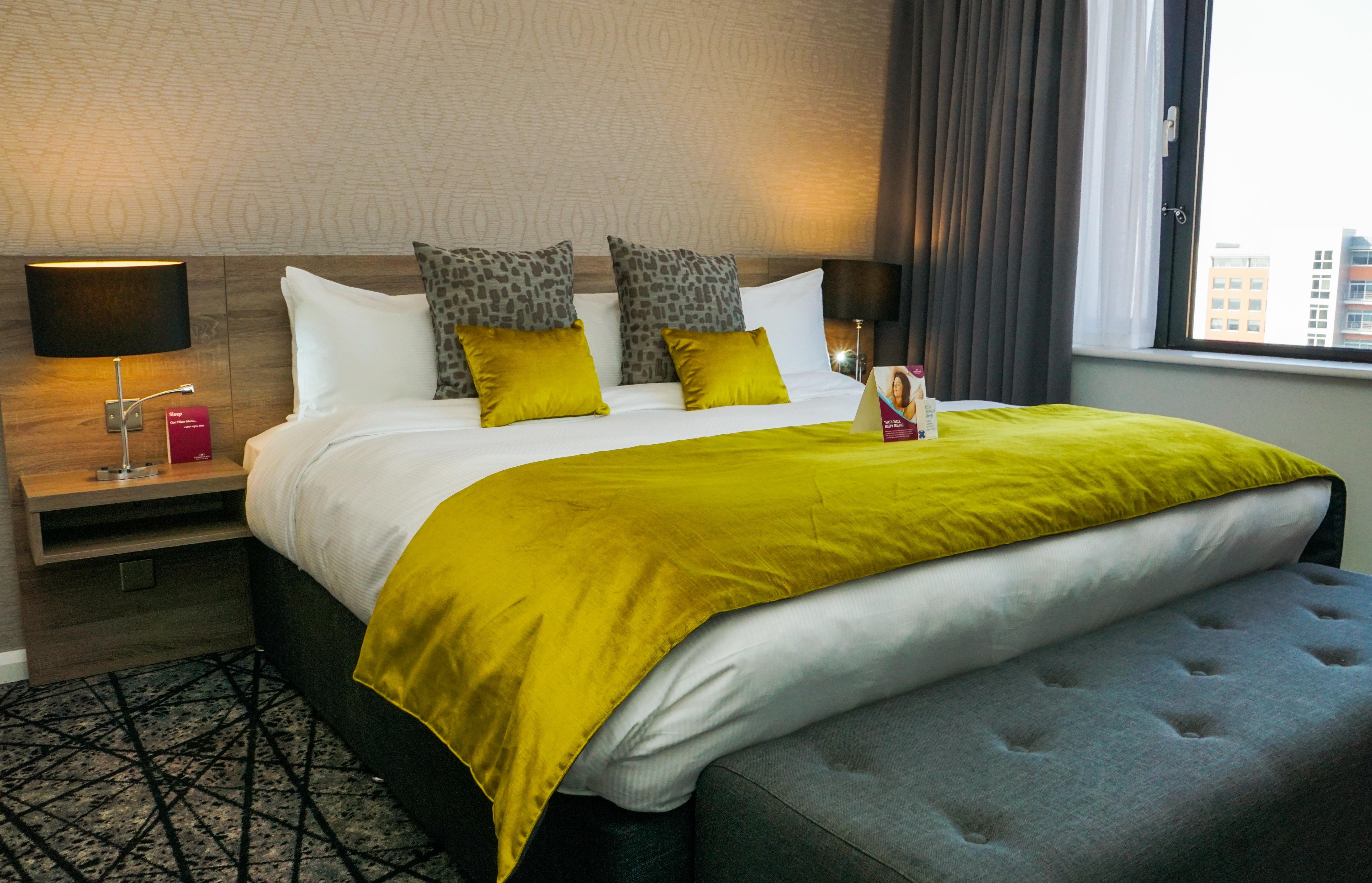 Hotel Crowne Plaza Centre By Ihg 4*