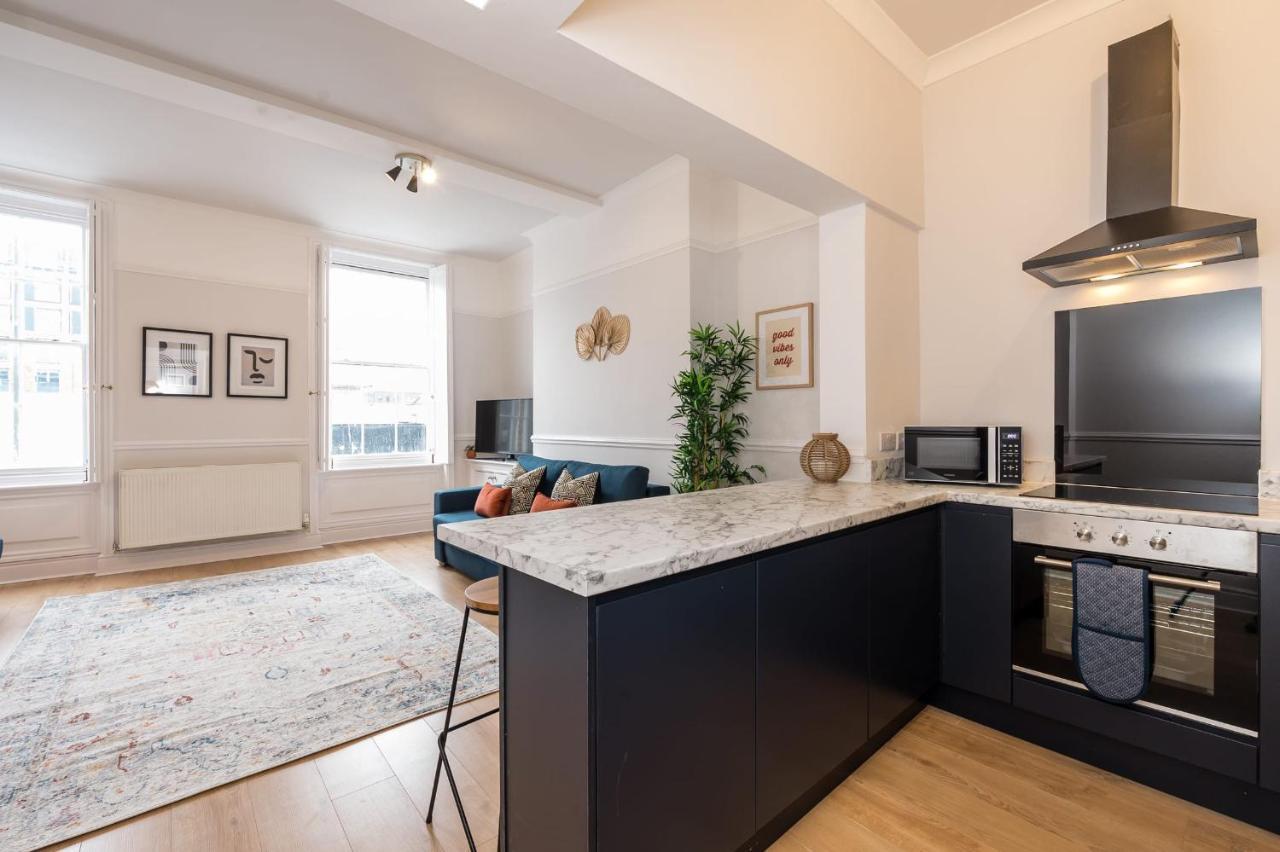 Holiday home Host & - The Seel Street Townhouse